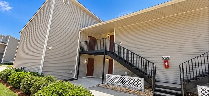 6408 Starbrook Dr — Photo 1