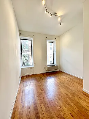 Rented by Bedford And Dean LLC | media 4