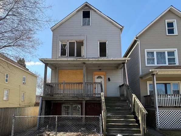 8412 S Exchange Ave, Chicago, IL 60617