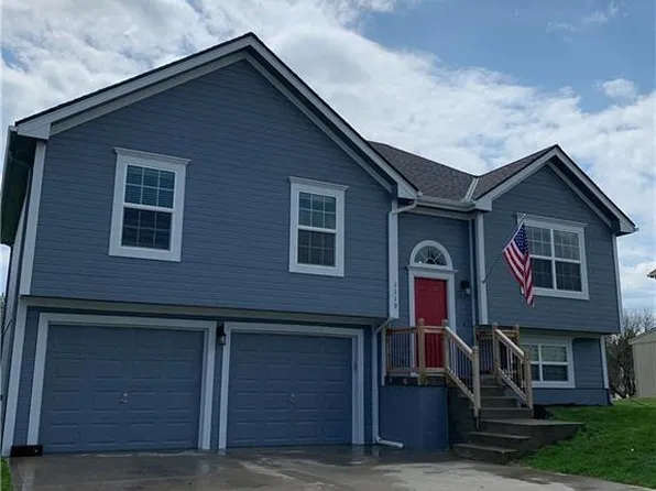 1119 Melody Ct, Kearney, MO 64060