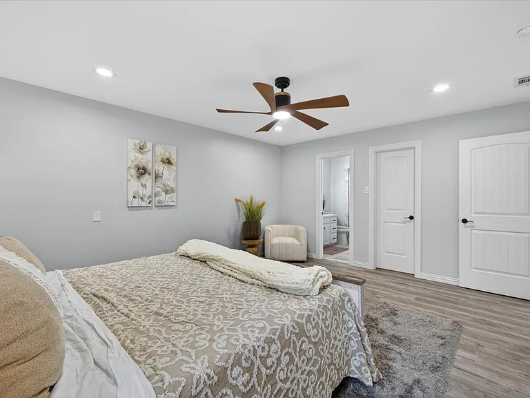 3330 Sharpview Ln — Photo 22