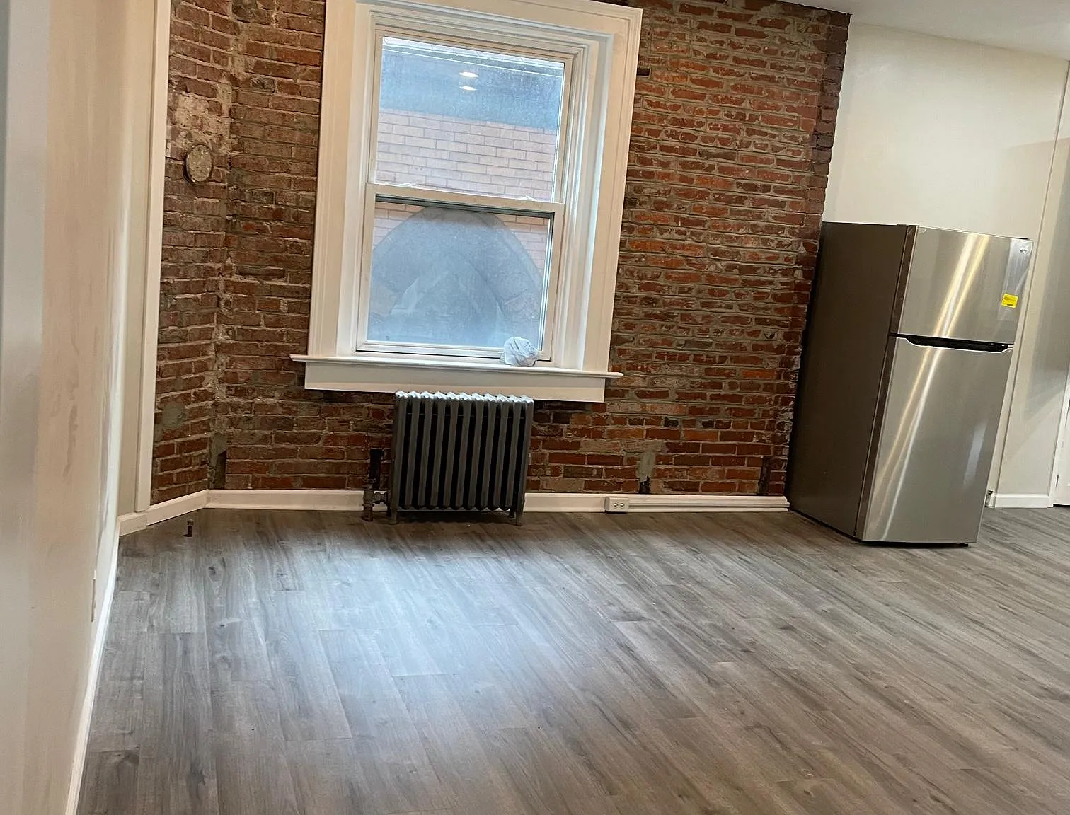 1 bed, 700 sqft, $1,100 — Photo 2