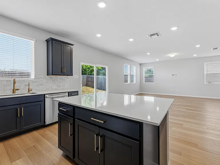 905 Palo Brea Loop — Photo 16