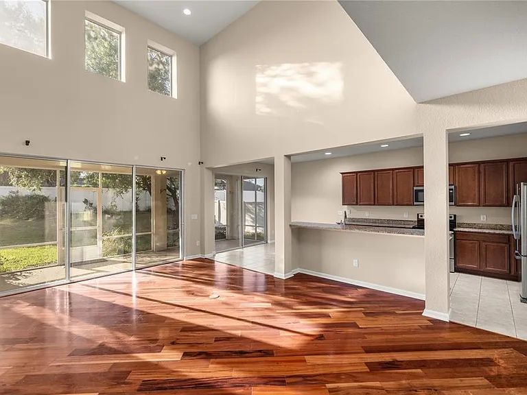 4073 SW 47th Ct — Photo 8