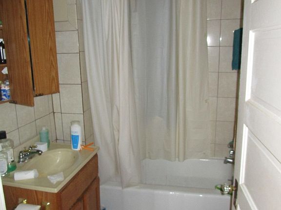 5th image of 580 Ingraham Ave