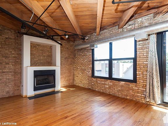 3rd image of 2161 N California Ave #1717