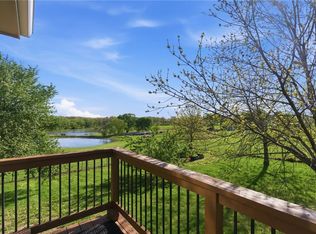 3910 Carter Dr, Smithville, MO 64089