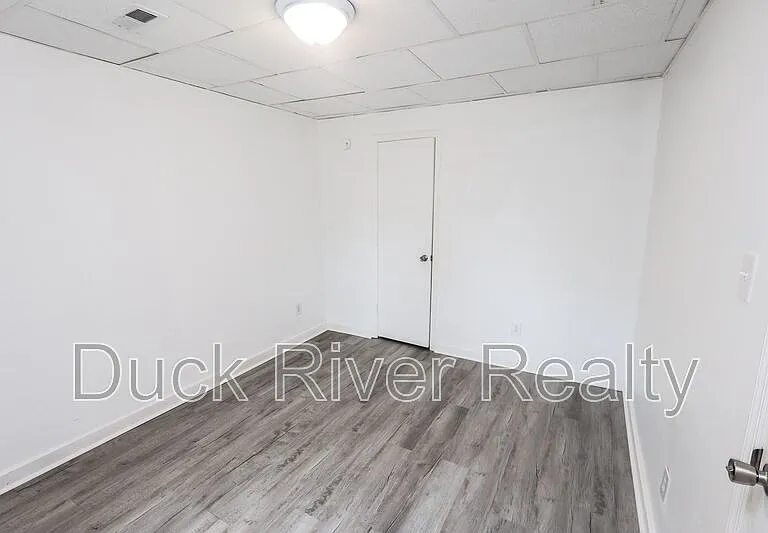 1409 Highland Ave — Photo 6