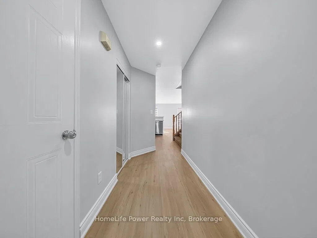 4 bed, $3,200 — Photo 3