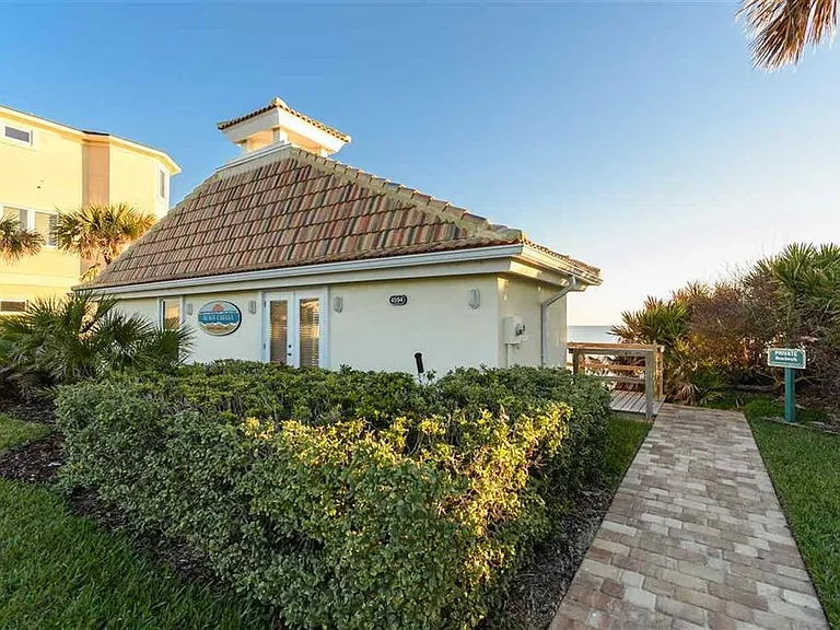 208 Somerset Ct — Photo 26