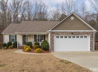 1048 S Philwood Ct, Fuquay Varina, NC 27526