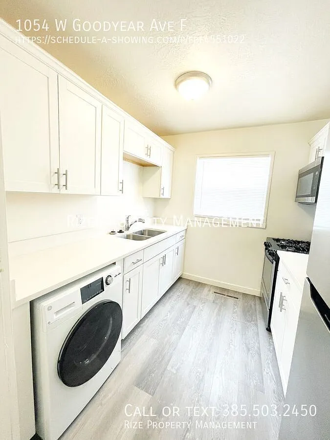 Building Photo - 1054 W Goodyear Ave #F