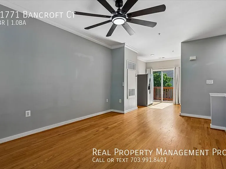 21771 Bancroft Ct — Photo 12