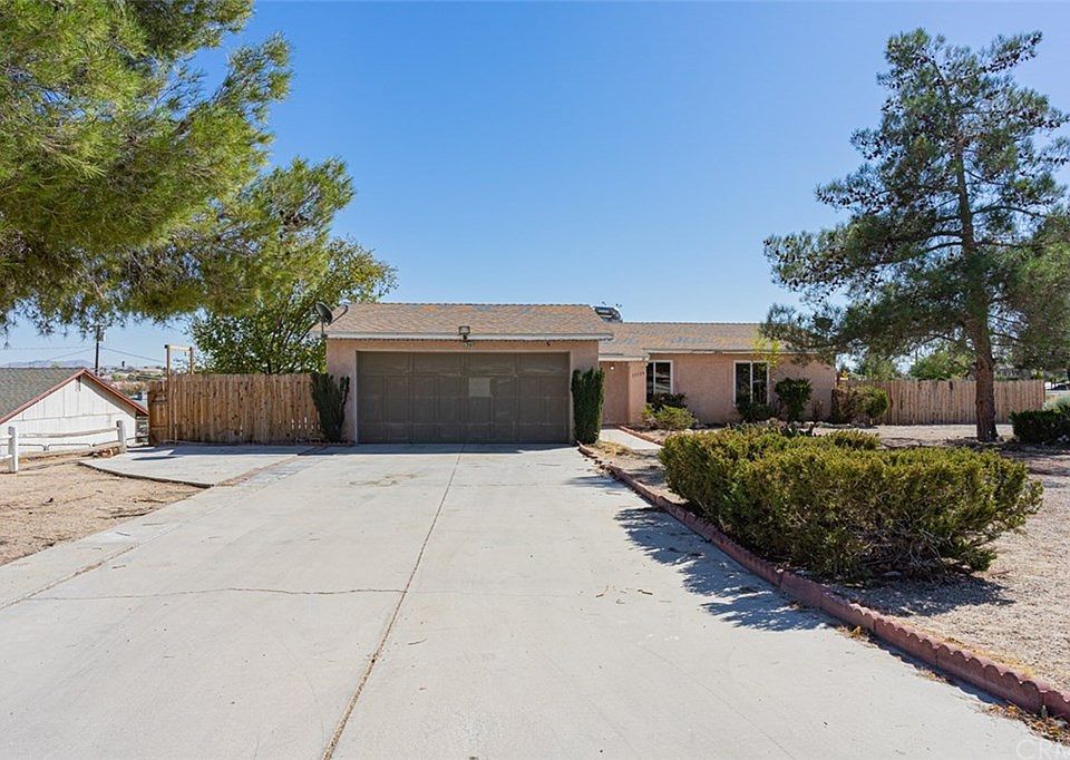 1st image of 15739 Puesta Del Sol Dr