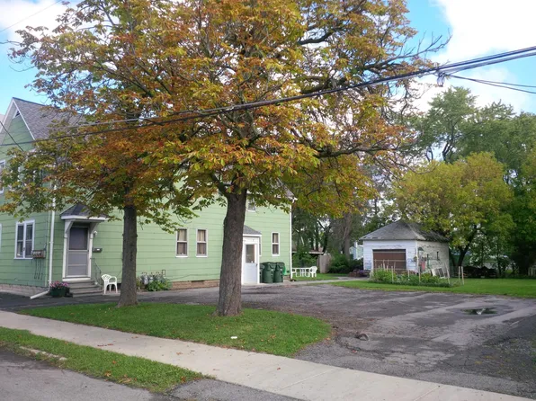 19 Muskingum St APT 1, Depew, NY 14043