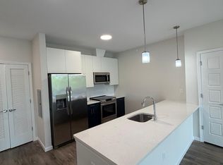 315 Lake St #202, Newark, NJ 07104