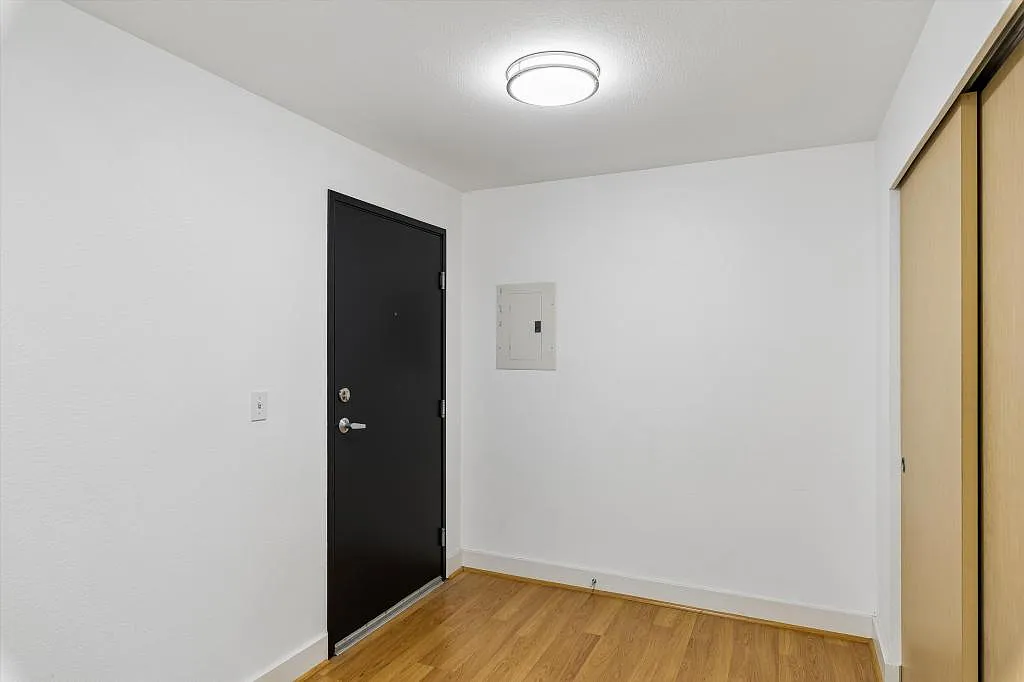 The Press Condos - 1 bedroom — Photo 3