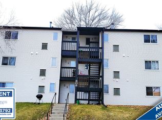801 Westwinds Drive, Iowa City, IA 52246