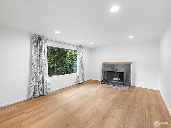 4th image of 10841 Sterling Road