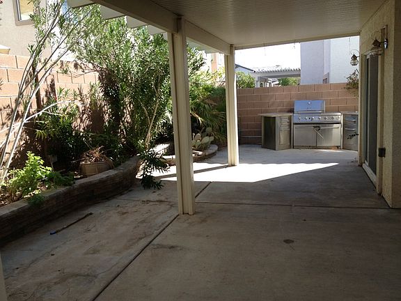 5th image of 1234 Shades End Ave