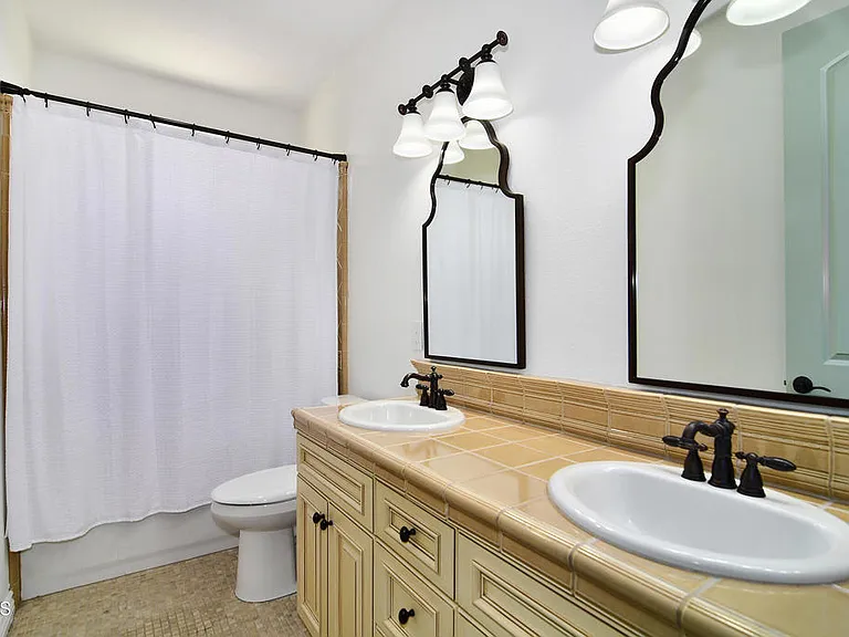 4011 Adriatic St — Photo 20