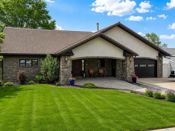 85 W Oberlin Ave, Red Deer, AB T4N 4X1