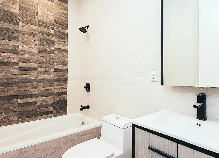 659 Seneca Ave #2L — Photo 9