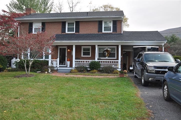 1st image of 315 Clearwater Dr