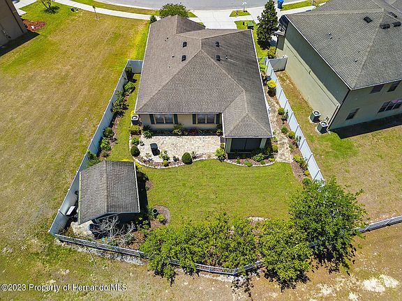5th image of 15591 Stone House Dr
