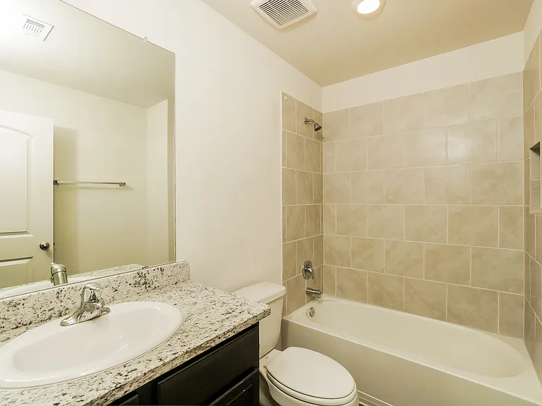 11910 Nucio Rdg — Photo 14