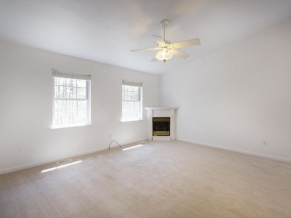 3rd image of 2161 Wesvan Dr