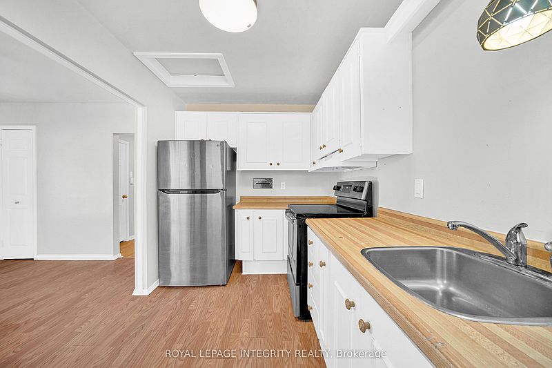 Ottawa House for rent - 4 Bedrooms — photo 12