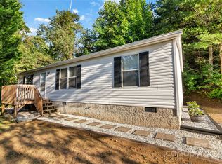 43 Goose Creek Rd, Swannanoa, NC 28778