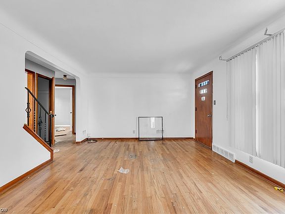 4th image of 5322 Elmwood Ave