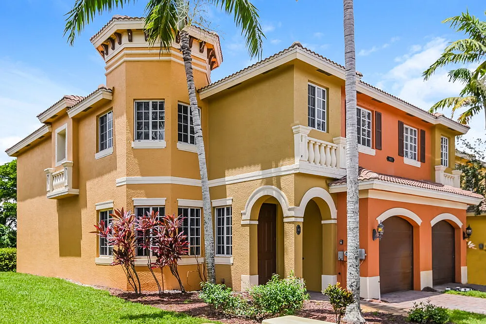 4 bed, 2.5 bath, 1767 sqft, $2,360 — Photo 4