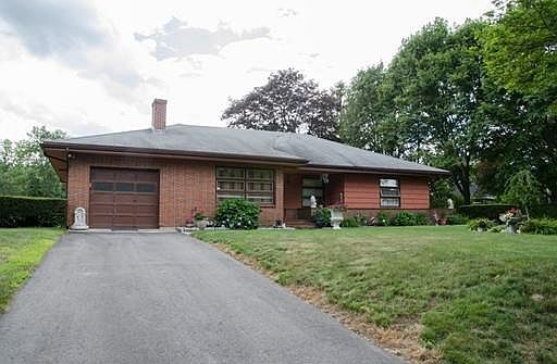 1st image of 18 Glenmere Ave