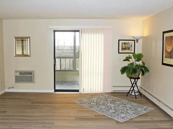 13890 E Marina Dr APT 612, Aurora, CO 80014