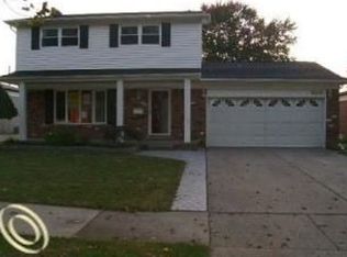 32315 Columbus Dr, Warren, MI 48088