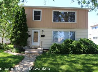 4385 S 20th St, Milwaukee, WI 53221