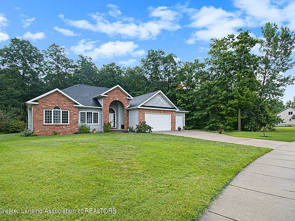 4th image of 1223 Sweetgrass Dr