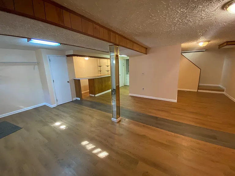 5506 Southampton Dr — Photo 10