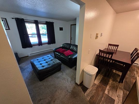 5th image of 1832 6th St #4