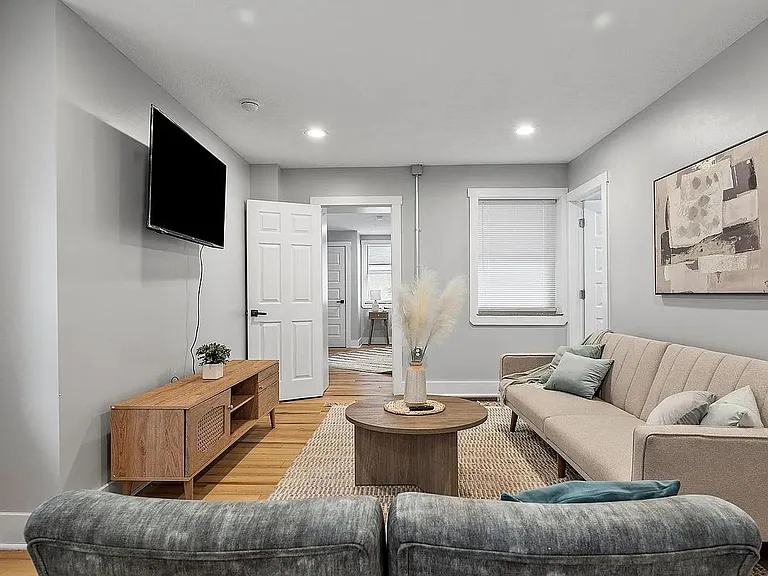 1117 Spring Garden Ave — Photo 8