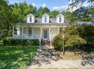 25 Polks Landing Rd, Chapel Hill, NC 27516