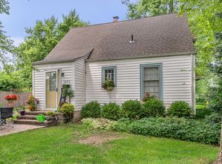 1206 Sycamore St, Crown Point, IN 46307