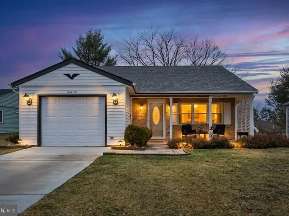 46 Gramercy Pl, Southampton, NJ 08088