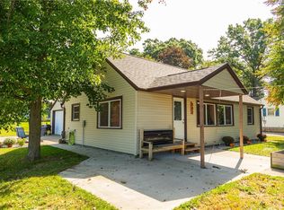 402 4th Ave S, Strum, WI 54770