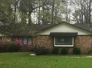 2414 Hummingbird St, New Caney, TX 77357