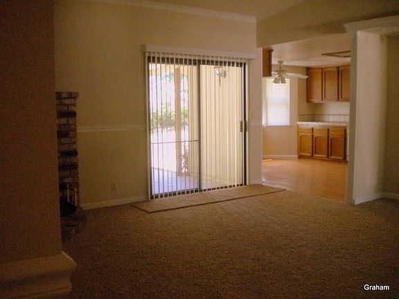Room near Kitchen