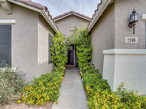 4th image of 2100 W San Tan Hills Dr